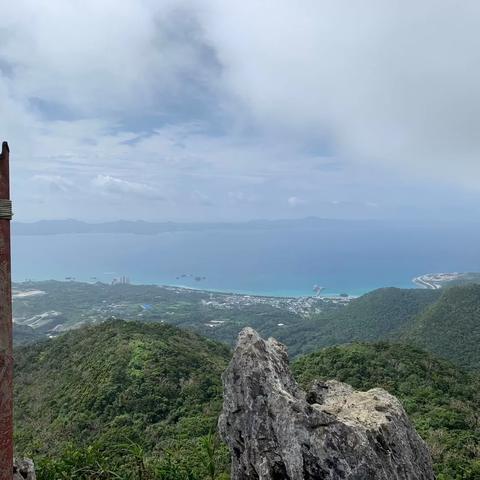 嘉津宇岳